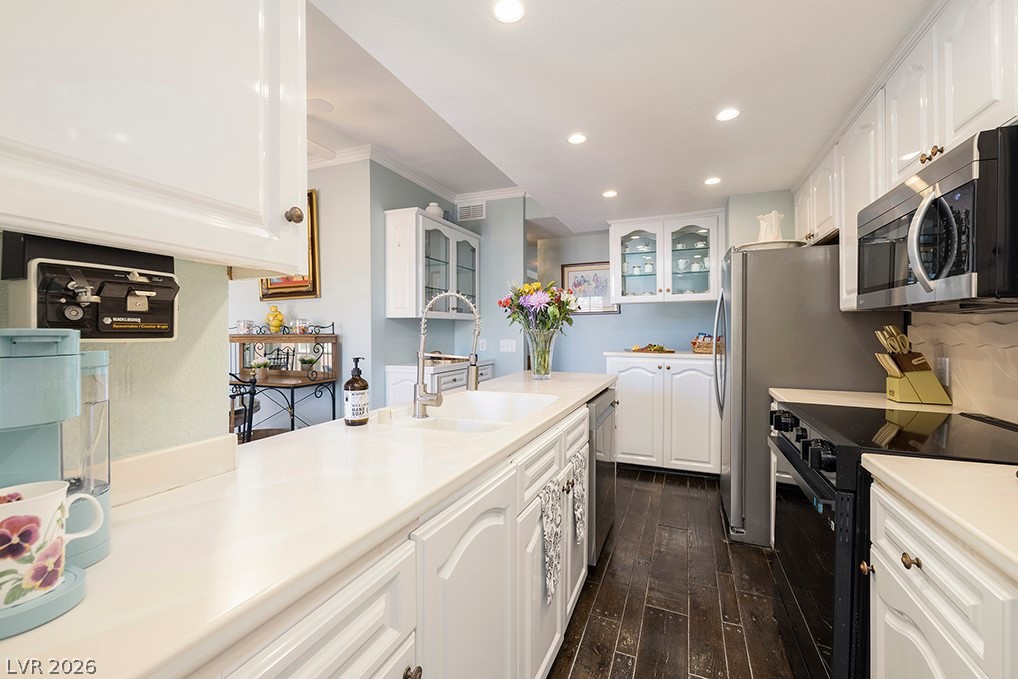 Photo 7 of 24, 1317 E St Louis Avenue #A