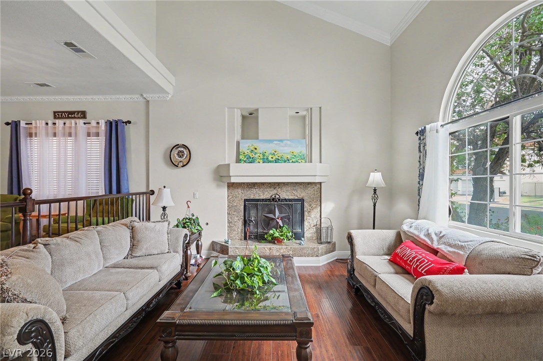 Photo 5 of 4904 Sunbrite Avenue