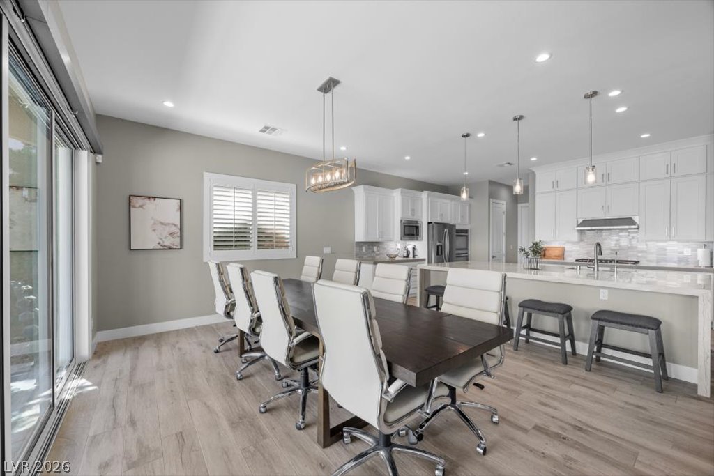 Photo 22 of 94, 286 Besame Court