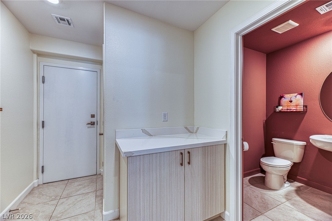 Photo 5 of 264 Banished Avenue #2