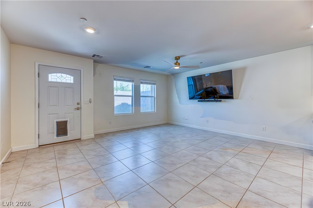 Photo 4 of 264 Banished Avenue #2