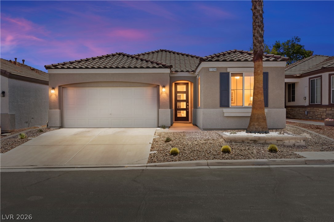 7229 Fountain Village Avenue, Las Vegas 89113