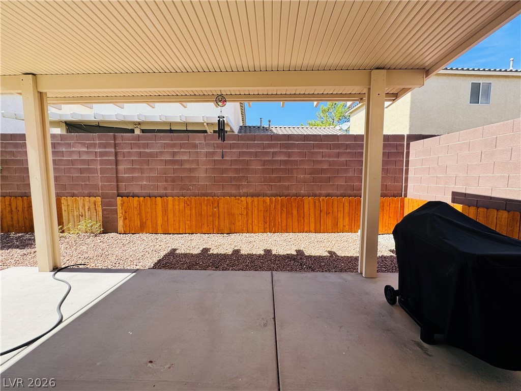Photo 15 of 31, 2689 Cottonwillow Street