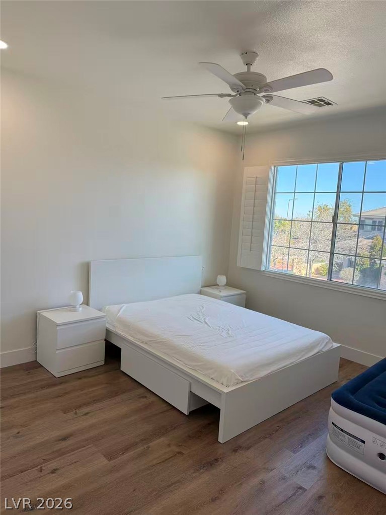 Photo 34 of 52, 605 Runbridge Street