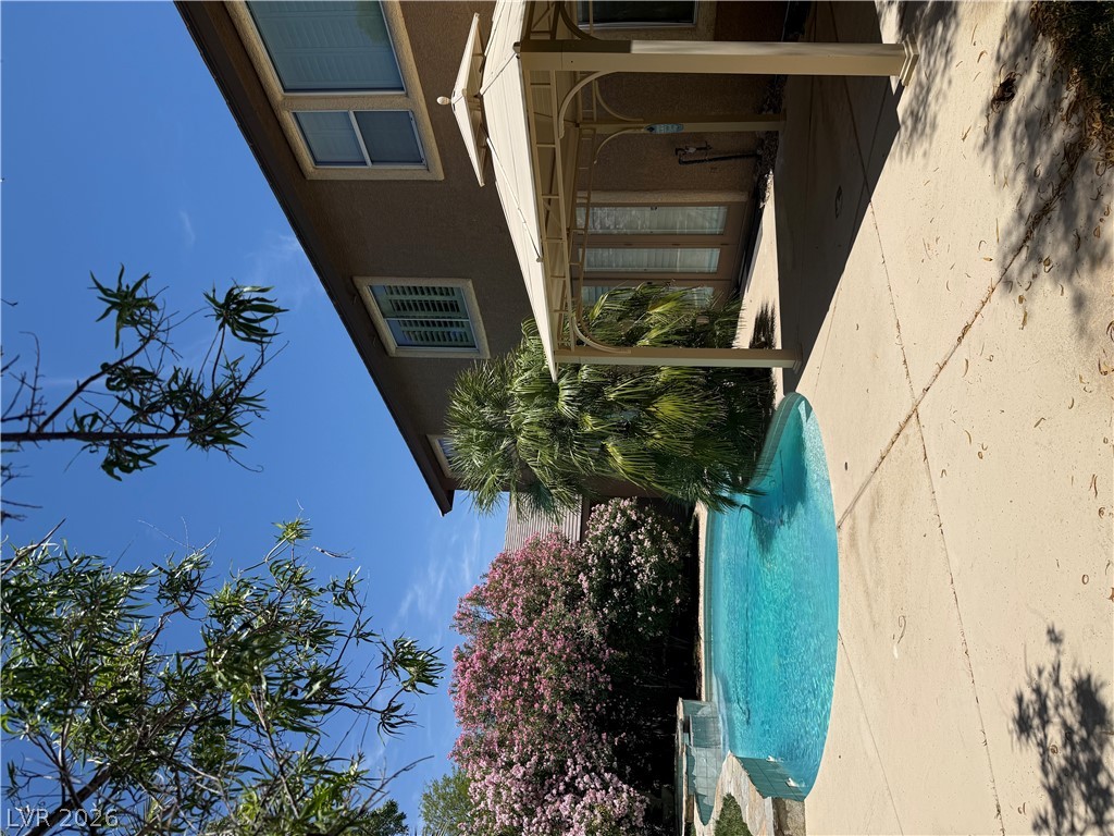 Photo 51 of 52, 605 Runbridge Street