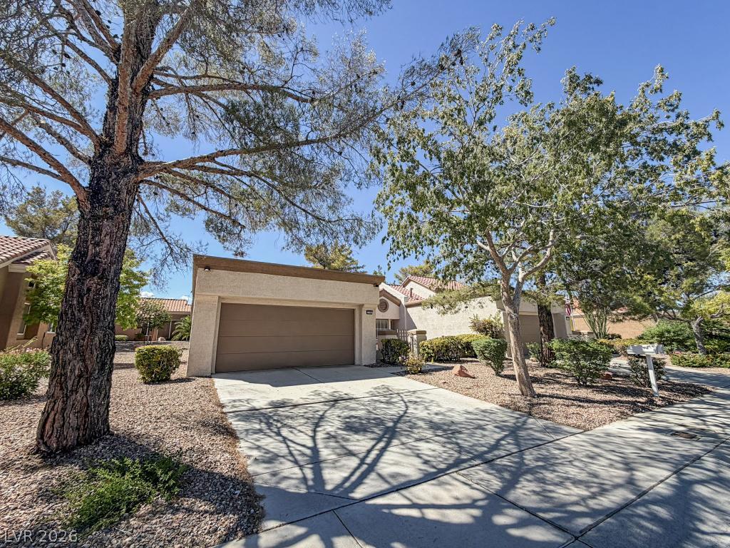 2541 Desert Glen Drive, Las Vegas 89134