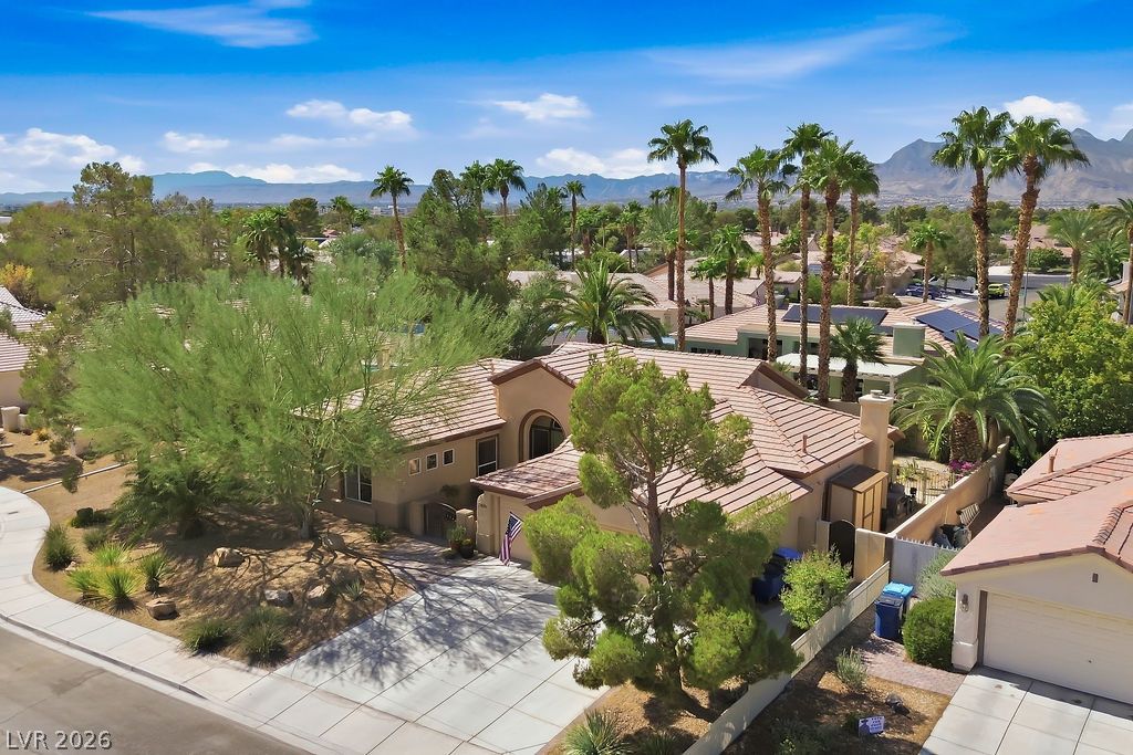 3805 Old Orchard Court, Las Vegas 89108