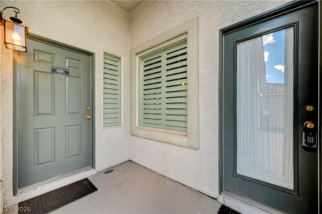 Photo 4 of 2627 Thornview Street