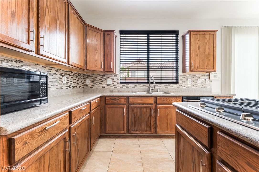 Photo 17 of 50, 11769 San Rosarita Court