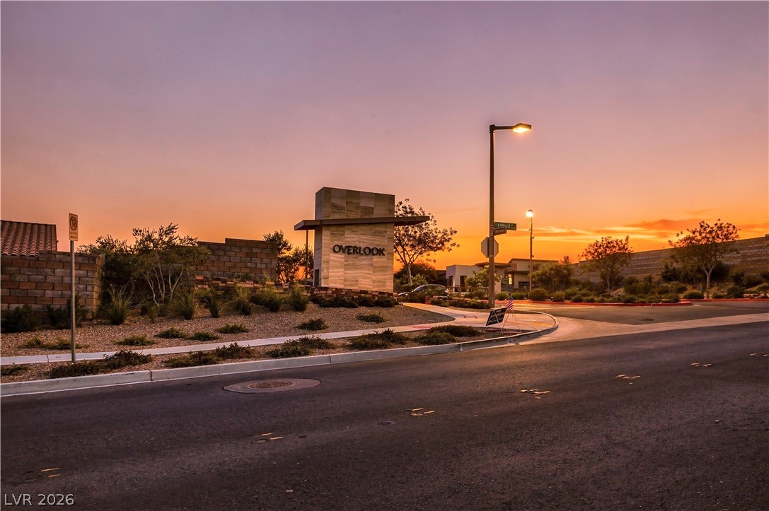 Photo 7 of 47, 477 E Vista Sunset Avenue