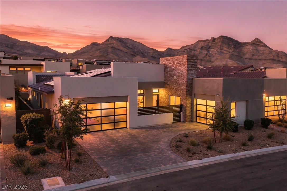 Photo 4 of 477 E Vista Sunset Avenue