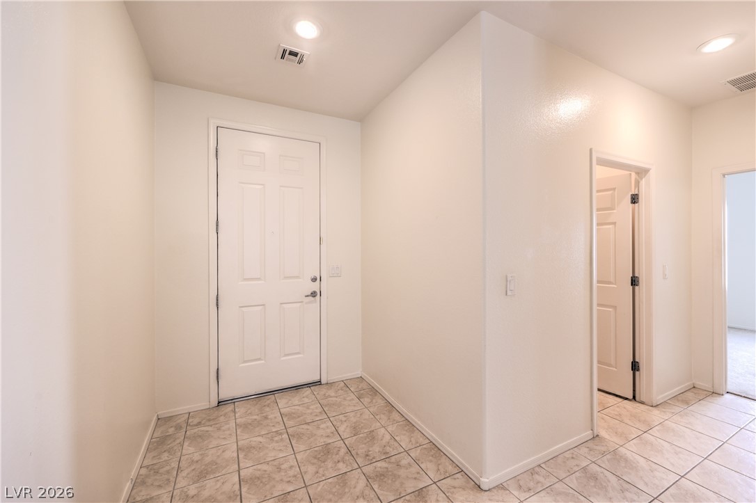 Photo 4 of 2126 Oliver Springs Street