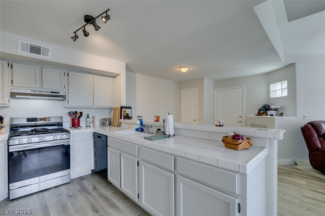 Photo 24 of 37, 2251 Wigwam Parkway #723