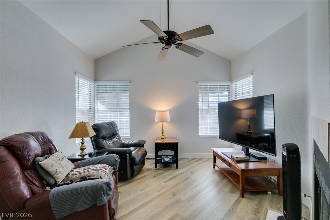 Photo 4 of 2251 Wigwam Parkway #723