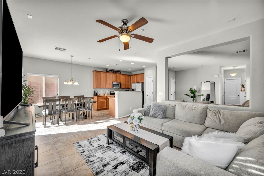 Photo 7 of 42, 7816 Desertdeer Court