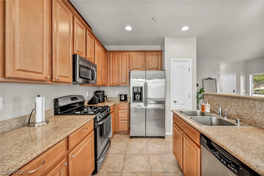 Photo 14 of 42, 7816 Desertdeer Court