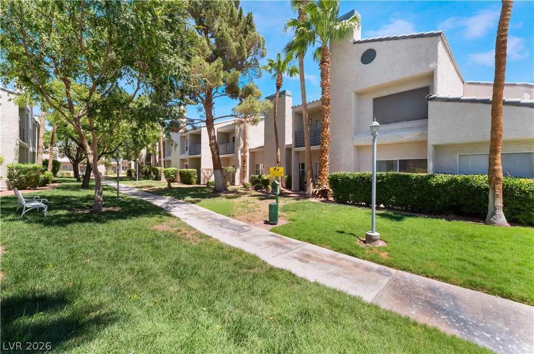 Photo 37 of 42, 6250 W Flamingo Road #37