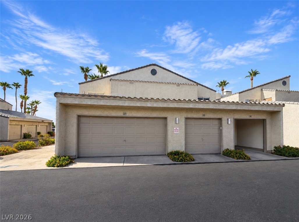 Photo 5 of 6250 W Flamingo Road #37