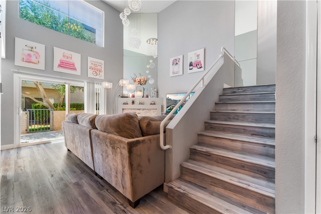Photo 8 of 42, 6250 W Flamingo Road #37