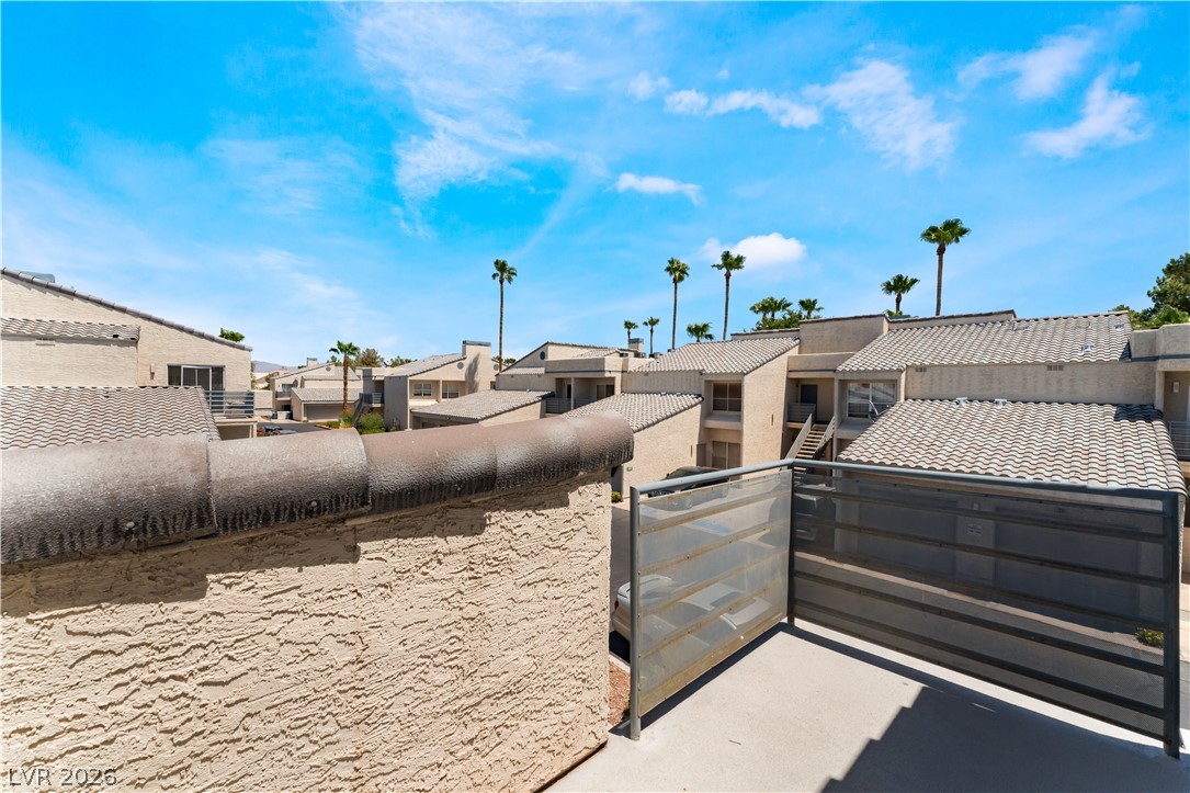 Photo 19 of 42, 6250 W Flamingo Road #37