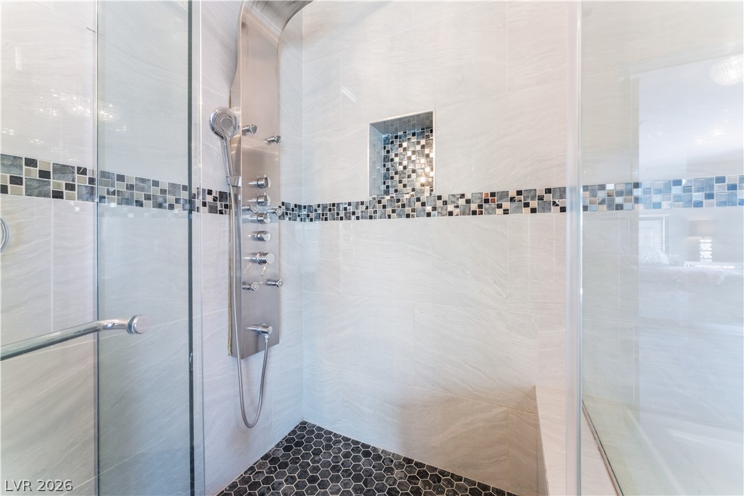 Photo 22 of 42, 6250 W Flamingo Road #37