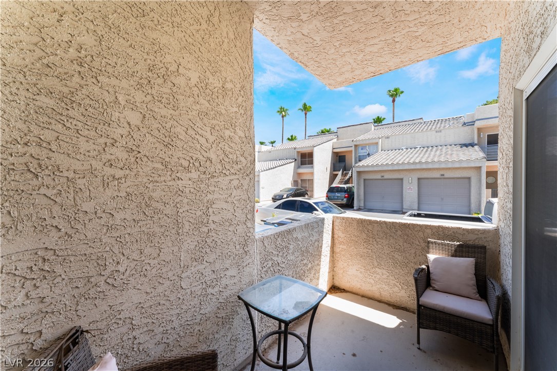 Photo 29 of 42, 6250 W Flamingo Road #37
