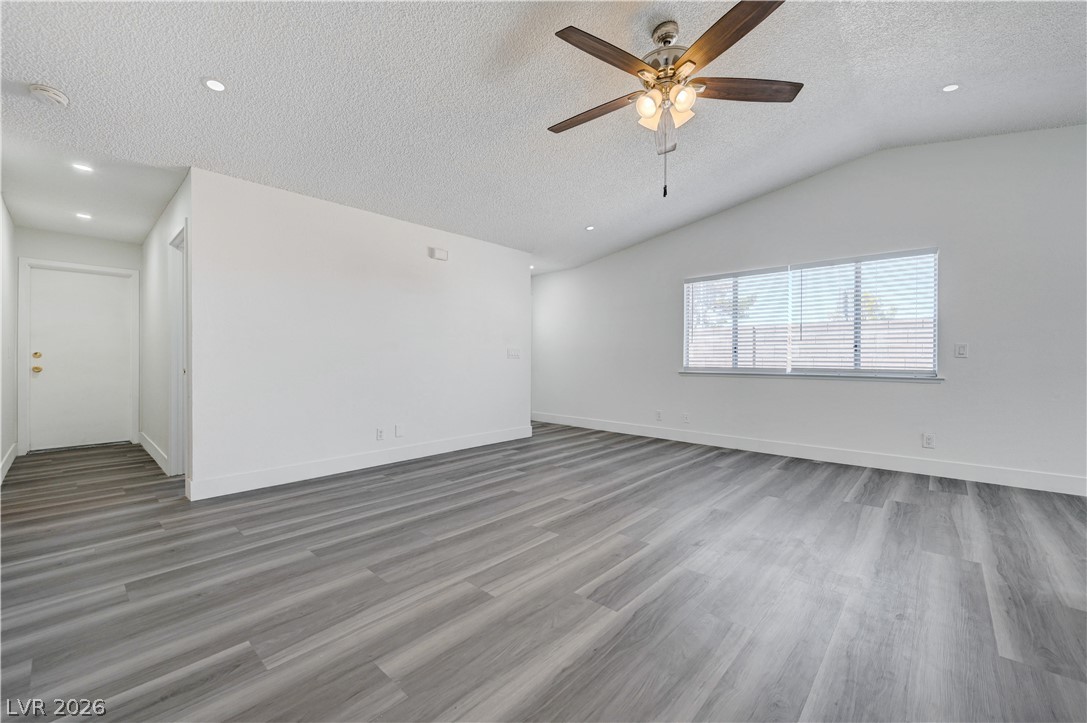 Photo 7 of 34, 557 Chandler Street
