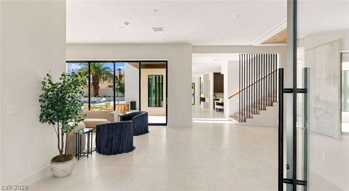 Photo 2 of 301 N Royal Ascot Drive