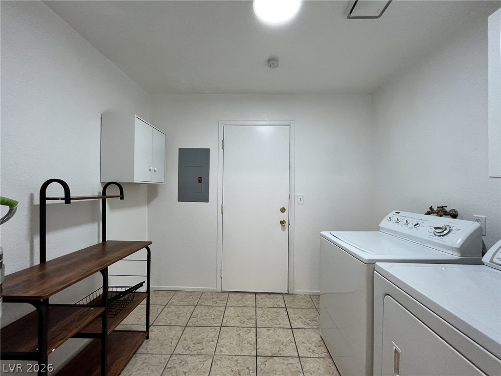Photo 7 of 18, 6750 Del Rey Avenue #130