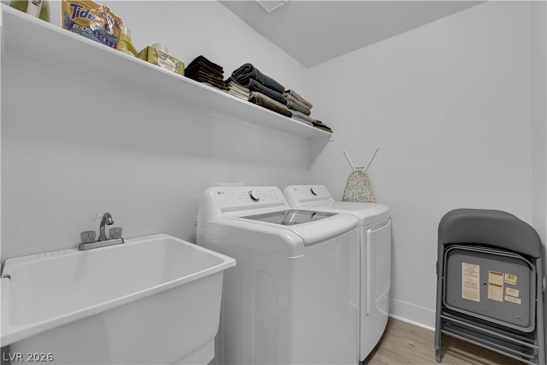 Photo 11 of 31, 4200 S Valley View Boulevard #3001