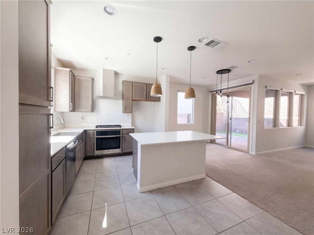 Photo 6 of 24, 655 Angel Aura Street