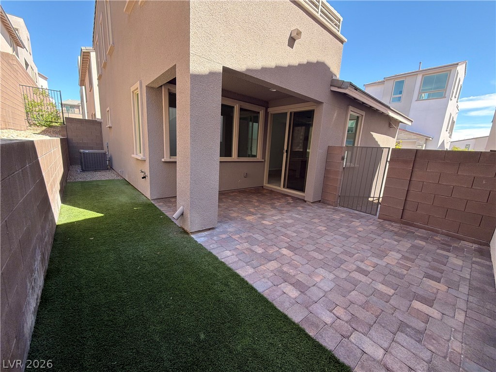 Photo 5 of 655 Angel Aura Street