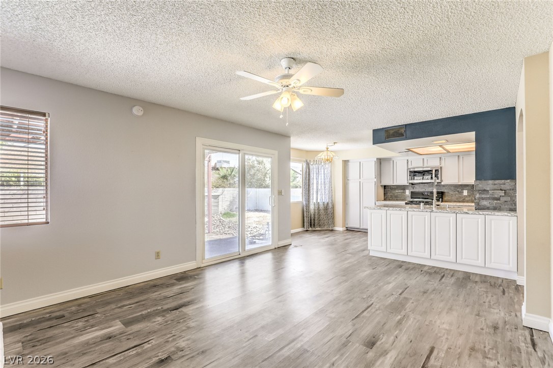 Photo 5 of 6256 Chinook Way