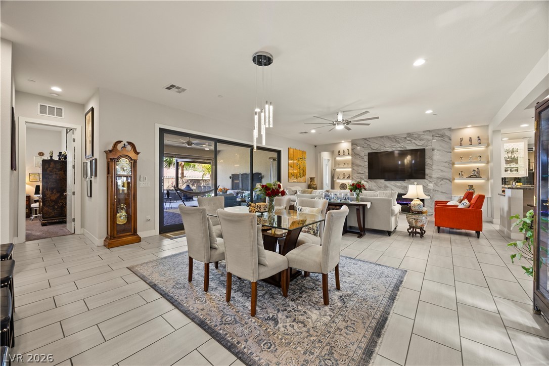 Photo 9 of 59, 50 Garibaldi Way