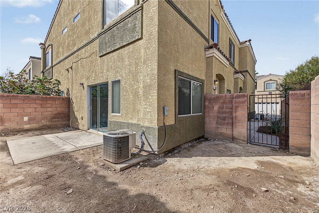 Photo 24 of 30, 6170 E Sahara Avenue #1092