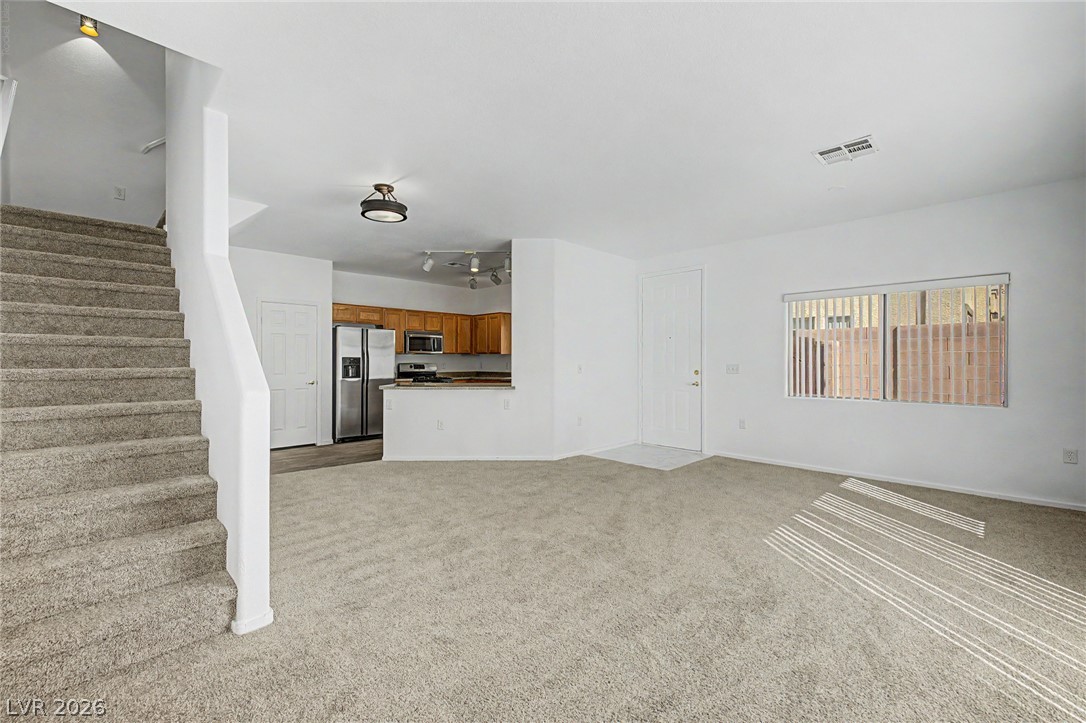 Photo 7 of 30, 6170 E Sahara Avenue #1092