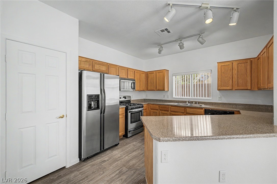 Photo 8 of 30, 6170 E Sahara Avenue #1092