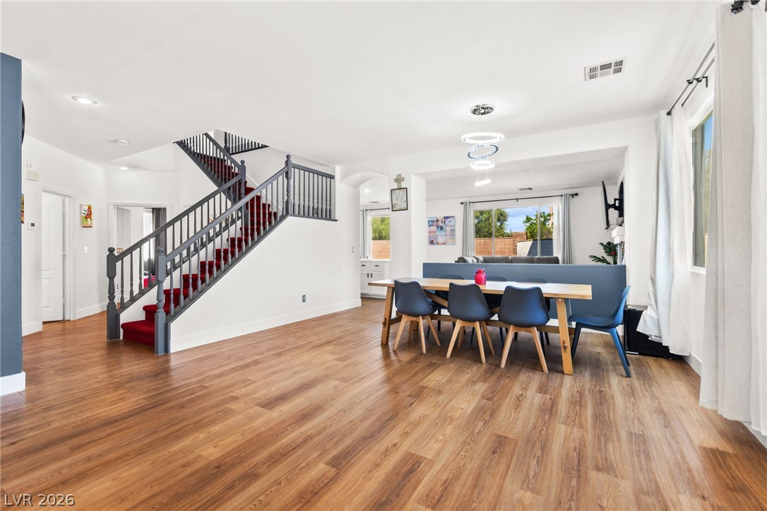 Photo 4 of 3058 Archdale Street