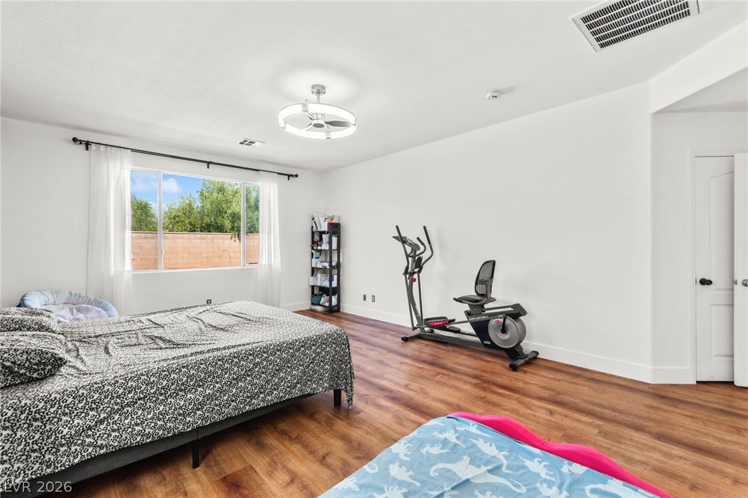 Photo 13 of 48, 3058 Archdale Street