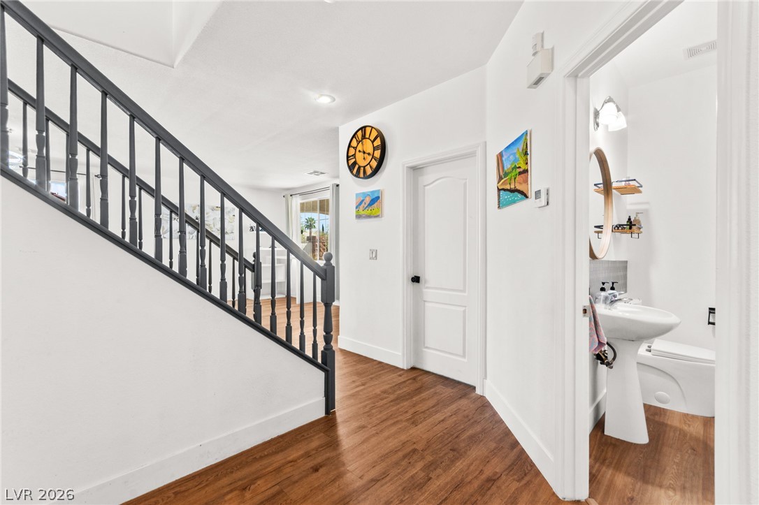 Photo 15 of 48, 3058 Archdale Street