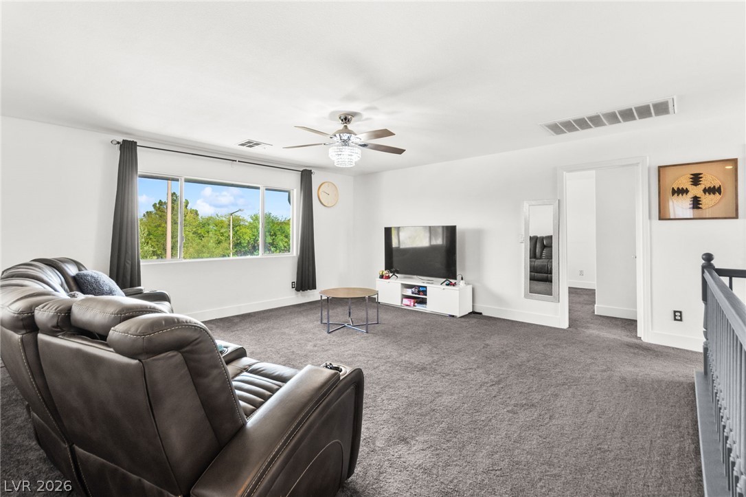 Photo 18 of 48, 3058 Archdale Street