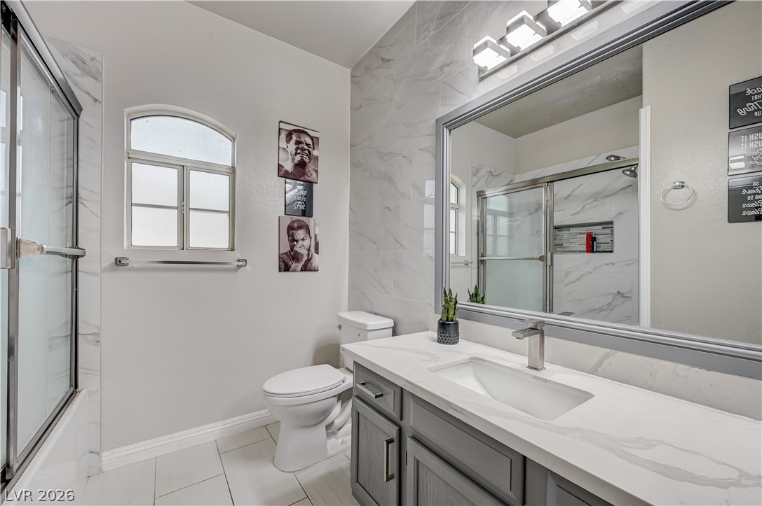 Photo 17 of 30, 5415 W Harmon Avenue #1029
