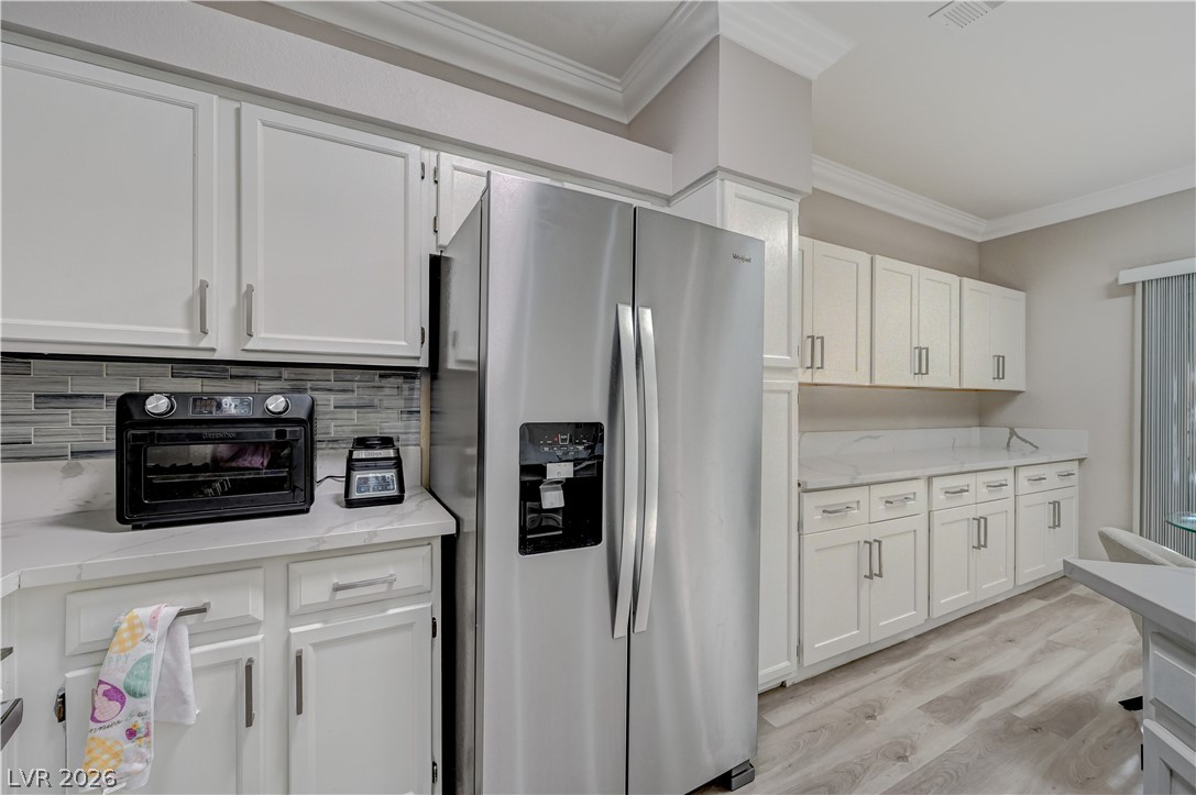 Photo 8 of 30, 5415 W Harmon Avenue #1029