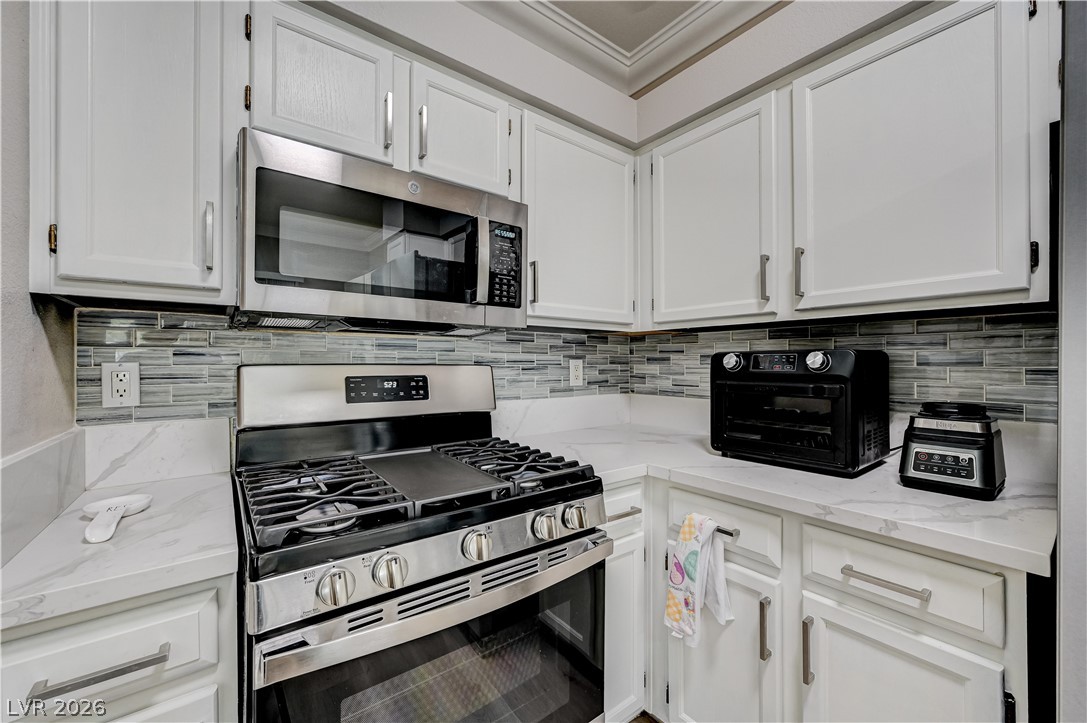 Photo 9 of 30, 5415 W Harmon Avenue #1029