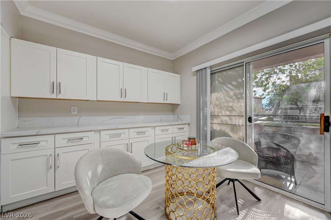 Photo 10 of 30, 5415 W Harmon Avenue #1029