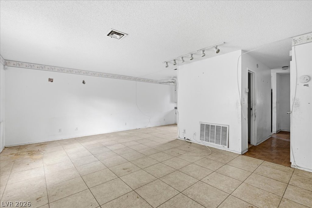 Photo 2 of 179 Greenbriar Townhouse Way