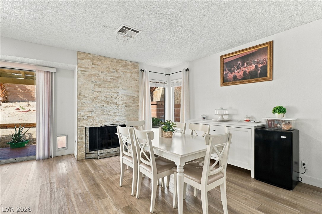 Photo 6 of 25, 2507 Albemarle Way