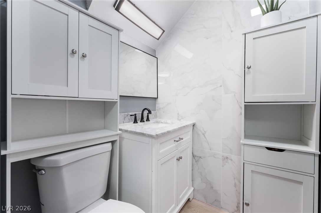 Photo 8 of 23, 2515 Donna Street #C