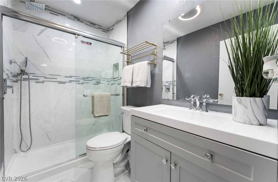 Photo 16 of 23, 2515 Donna Street #C