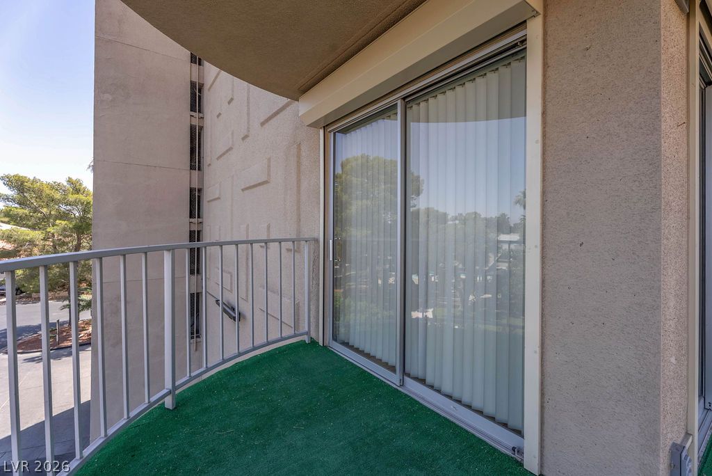 Photo 7 of 38, 3111 Bel Air Drive #3A